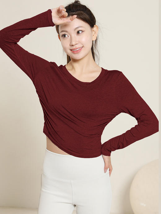 哈瓦塔新款女柔雾瑜伽宽松显瘦长袖罩衫长款运动T恤短款上衣 H320162 商品图9