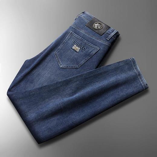 牛仔裤男士秋冬季新款加厚虎头刺绣潮流简约百搭弹力直筒休闲长裤 商品图1