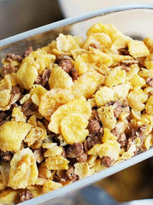 东西核桃早餐玉米麦片300g 商品图1