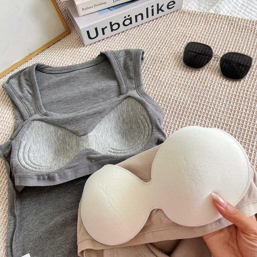 老米优品/ 秋冬打底神器《超细抗菌纤维四方领一体杯背心》养肤舒心绒，显瘦U领，软绵绵材质修身显瘦又保暖~~BX231121A 商品图4