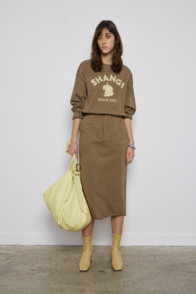 简约毛边儿中长款卫衣裙