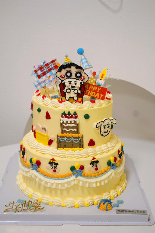 双层翻糖手绘蜡笔小新蛋糕 商品图0