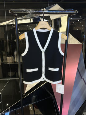 镶边小香风马甲