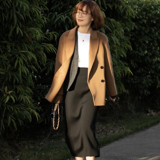 菜菜家羊毛花苞半身裙|舒适保暖，上身显瘦显高挑 商品图4