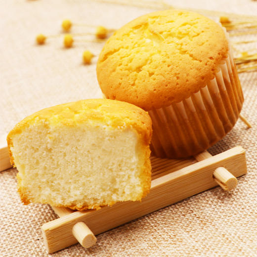 三牛 上海老蛋糕 休闲食品 办公室零食 150g（6只装） 商品图1