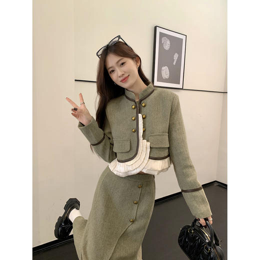 秋冬【小香风设计感拼接外套】中长款开叉半身裙+小香风外套 两件单品 商品图3