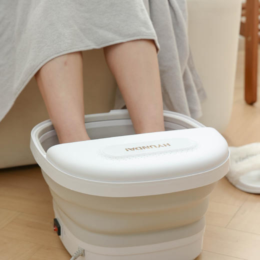 【赠1袋（30包）足浴包】韩国现代HYUNDAI 折叠足浴盆 循环加热 滚轮指压按摩 折叠易收纳 商品图3