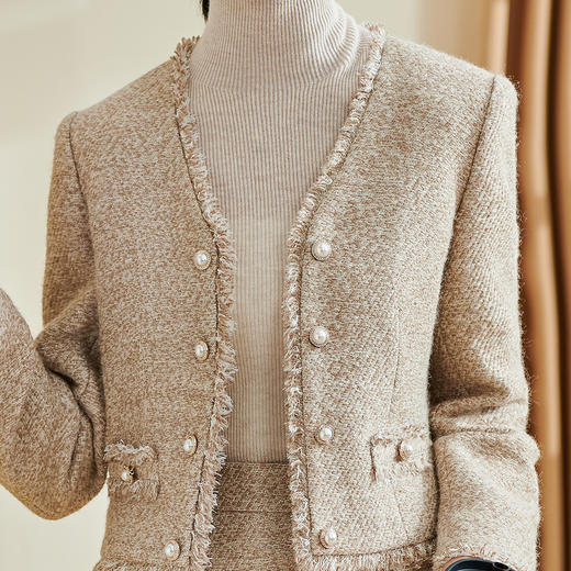 米思阳2025冬季新款小香风气质呢子外套两件套毛边裙子套装女3649 商品图4