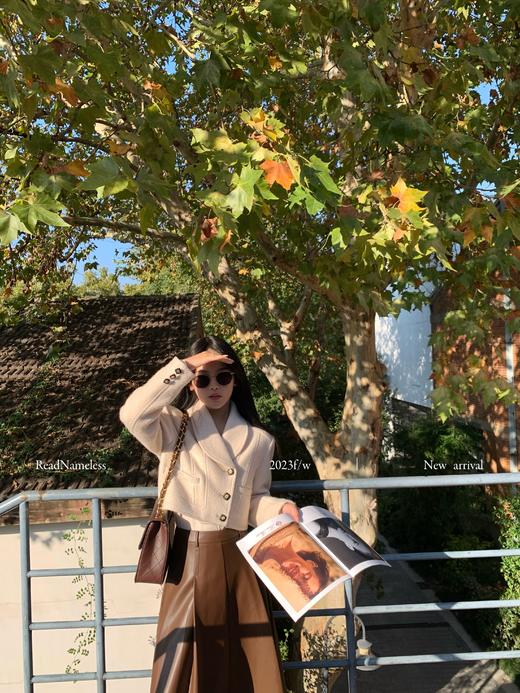 Read Nameless /伯爵小羊毛短外套+咖色皮长裙+小羊皮咖色贝雷帽 商品图1