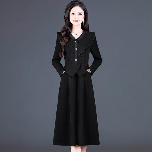 荷叶边假两件连衣裙，秋冬季新款时尚女装中长款厚款连衣裙QYM-TYH-236568-Y 商品图1