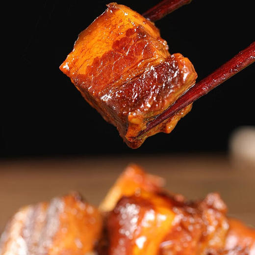 D老北京红烧肉 ，特色原汁红烧肉，5碗组合，采用大块五花肉，搭配优质香辛料，古法制作，肉香四溢，肉质肥瘦相间，好吃不腻，无添加，健康又营养，口口香醇味美，回味悠长D 商品图4