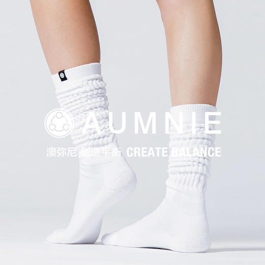 【AUMNIE】棉感堆堆膝上运动袜 SCRUNCHIE SPORT SOCKS 商品图2