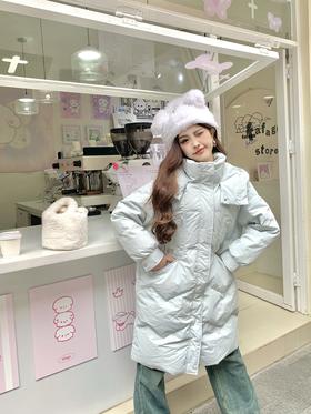 冬日出门不惧风寒，#羽绒服 给你十足的温暖感~