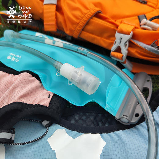 力丼田背负系统 儿童0.75L水袋L2202E038CABE 商品图2
