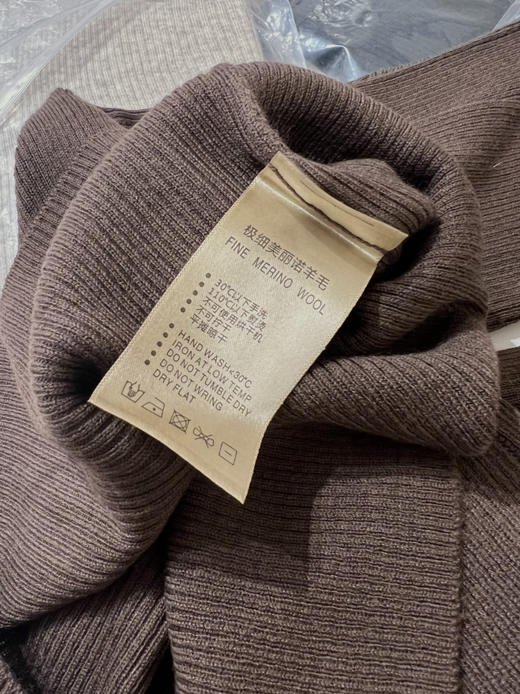 美丽诺中领打底衫 商品图9