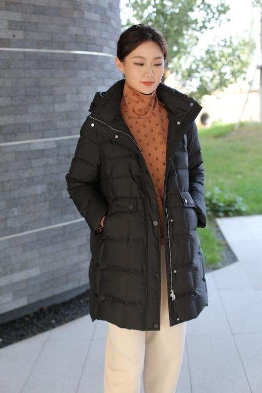 2F阿瓦塔羽绒服M23126 商品图0