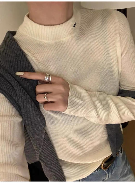 美丽诺中领打底衫 商品图7