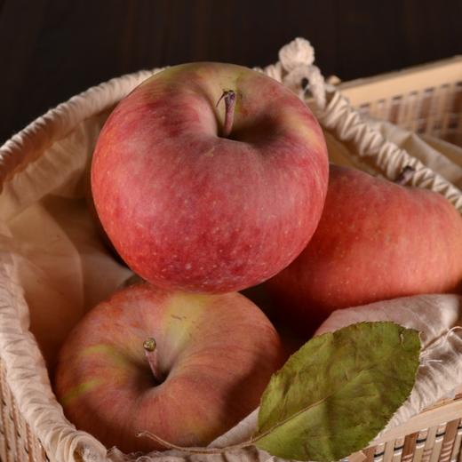 新疆阿克苏苹果，爽脆清甜，原生态不打蜡，顺丰产地发货 商品图1