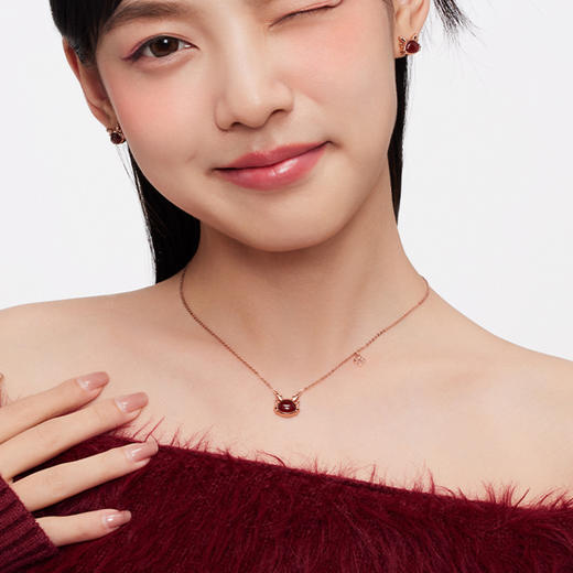 KADER卡蒂罗 红玛瑙生肖龙项链 女925银红玛瑙锁骨链本命年生肖礼物2023新爆款 商品图1