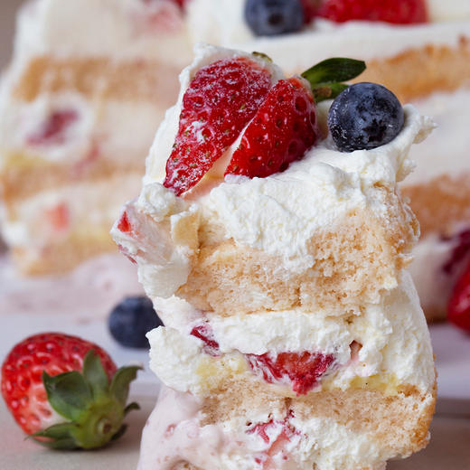 「草莓小姐」流心裸蛋糕（下单可备注：不要流心，则按非流心夹心出品） 商品图6