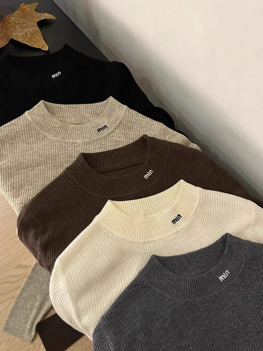 美丽诺中领打底衫 商品图11