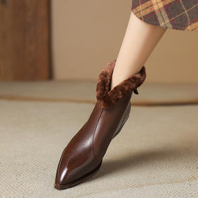 冬季新款，尖头真皮粗跟短靴YT-939-16