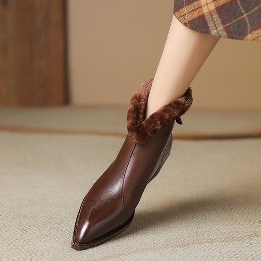 冬季新款，尖头真皮粗跟短靴YT-939-16 商品图0