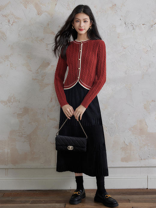 【年终特卖】熙世界小香风酒红色麻花毛衣开衫女秋冬新款撞色圆领针织衫短外套 商品图4