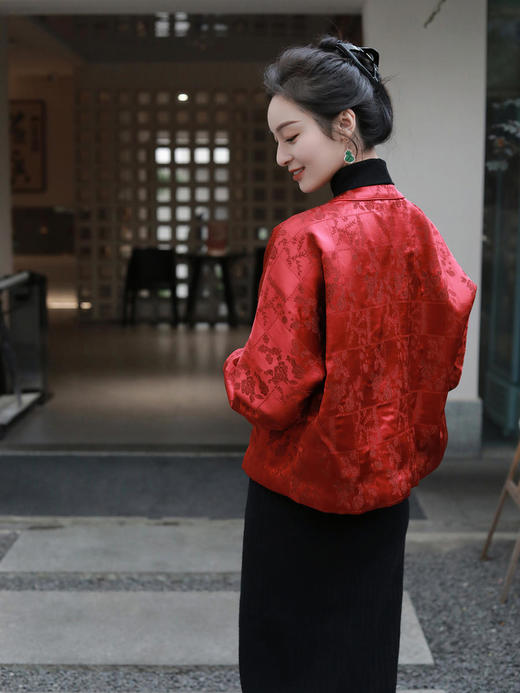 盛唐牡丹|冠乐绉圆领夹棉女外套 商品图2