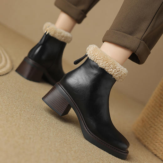 冬季新款，粗跟真毛全羊羔毛短靴LD-6641 商品图10