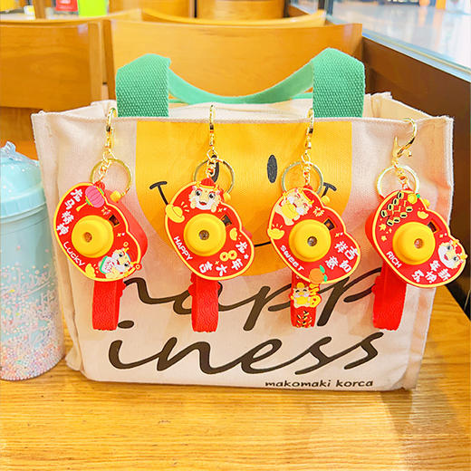 国潮龙年【投影相机钥匙扣】汽车钥匙扣挂件 投影相机包包挂饰礼品 情侣钥匙挂饰 新年 商品图3