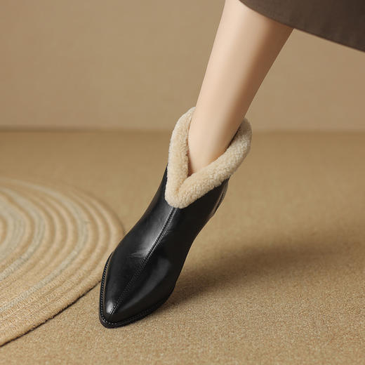 冬季新款，粗跟全真毛羊羔毛短靴LD-6640 商品图2