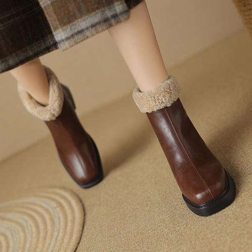 冬季新款，粗跟真毛全羊羔毛短靴LD-6641 商品图1