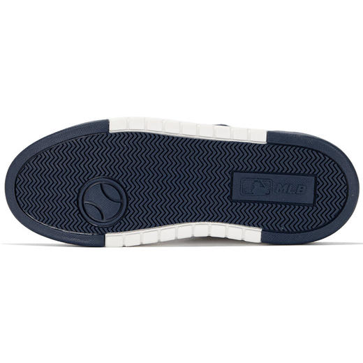 【品牌授权】美职棒（MLB） 男女情侣板鞋 厚底增高学长鞋老花休闲鞋子 商品图3