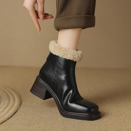冬季新款，粗跟真毛全羊羔毛短靴LD-6641 商品图11