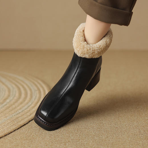 冬季新款，粗跟真毛全羊羔毛短靴LD-6641 商品图7