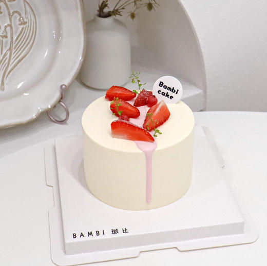 草莓粉淋面蛋糕 商品图2