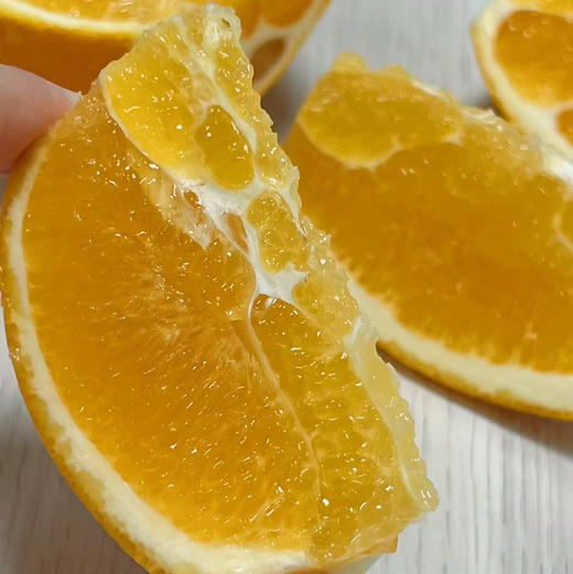 产地直发，赣南脐橙，无污染种植，果肉细腻，汁水充足，黄金酸甜比，带点果酸，8斤/箱 商品图2