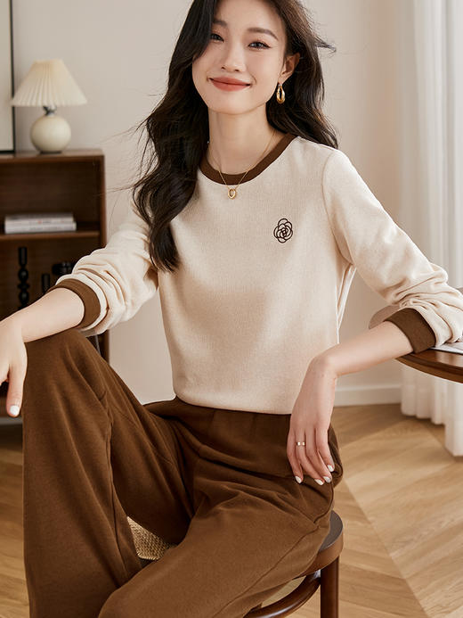 【年终特卖】熙世界运动休闲时尚套装女减龄秋装山茶花卫衣直筒阔腿裤子两件套 商品图6