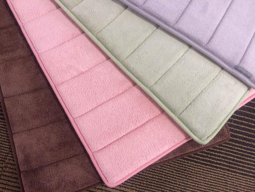 【必败榜——3层复合记忆棉】 迎4月开放日 买二赠一活动中  干脚垫 光脚体验柔软的美好 Softcare记忆棉地垫床边垫 干脚垫 飘窗垫 多用途 SBR乳胶底防滑 脚垫 速干柔软 商品图8