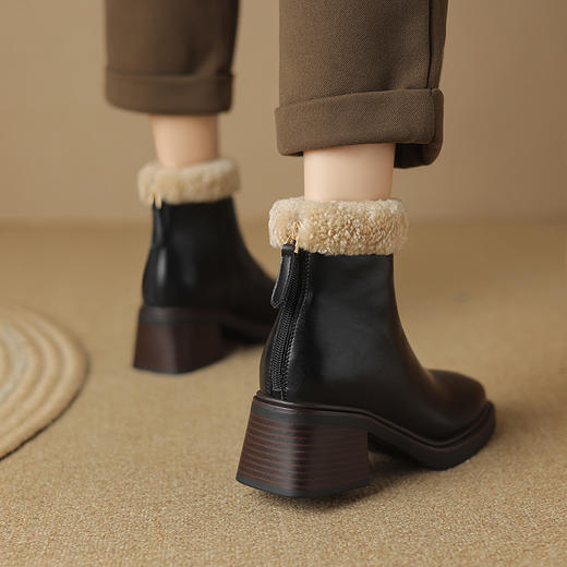 冬季新款，粗跟真毛全羊羔毛短靴LD-6641 商品图8