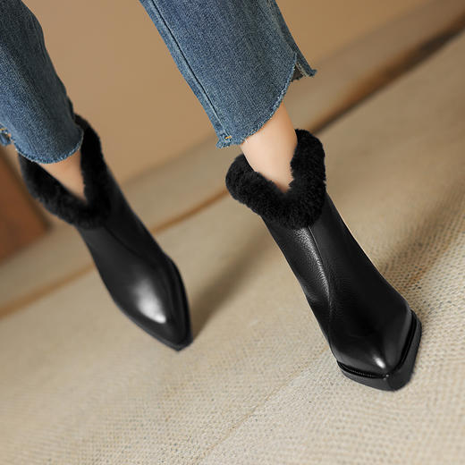 冬季新款，尖头真皮粗跟短靴YT-939-16 商品图8