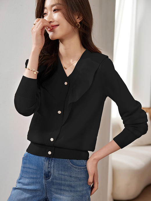 【年终特卖】熙世界法式荷叶边V领针织衫女长袖2025秋季设计感软糯打底衫上衣 商品图8