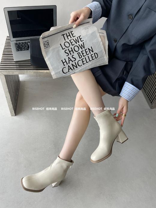 新品女士单层粗跟方头时尚矮靴962B35525（W） 商品图3