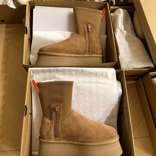 发货实拍📦
320🉐️
铅笔靴 /最近的热门款 商品图0