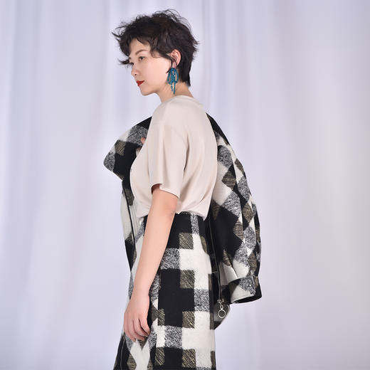 圣三利女装新秋冬短款格子半身裙 半裙SL321B06 商品图1