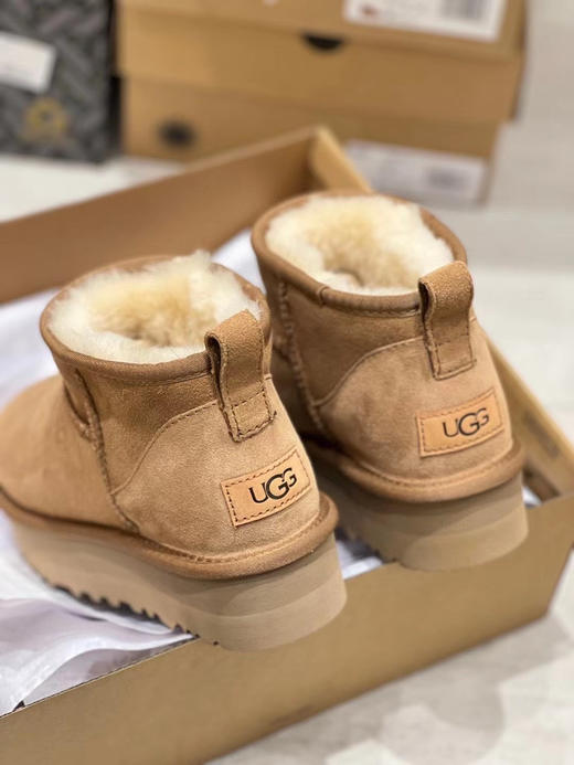 发货实拍📦
238🉐️
3CM厚底周冬雨 商品图3