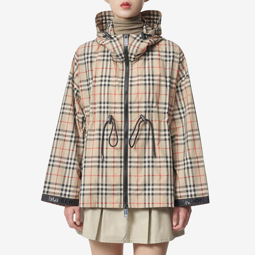【一】BURBERRY 巴宝莉 女士徽标饰带格纹连帽夹克外套 格子 8062947 A7028 商品图0