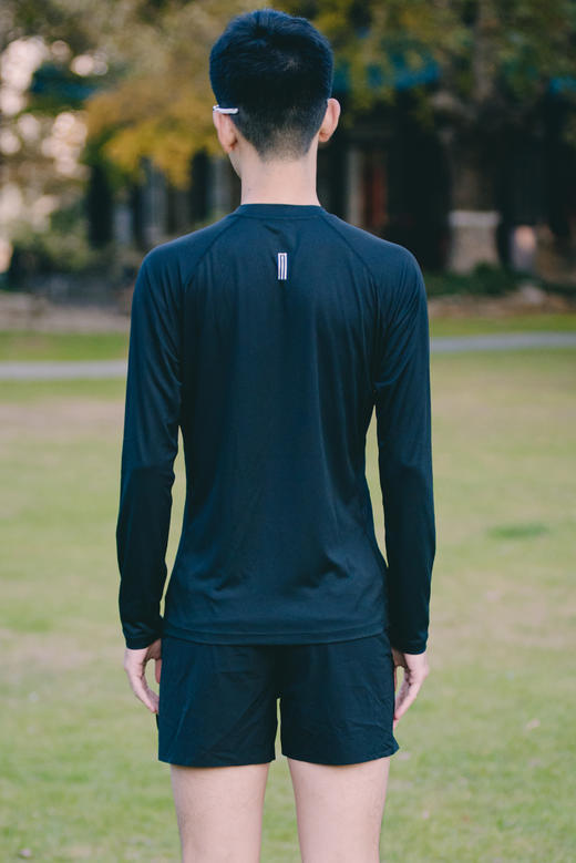 健牧 ‎起跑 男士跑步长袖T恤 商品图3