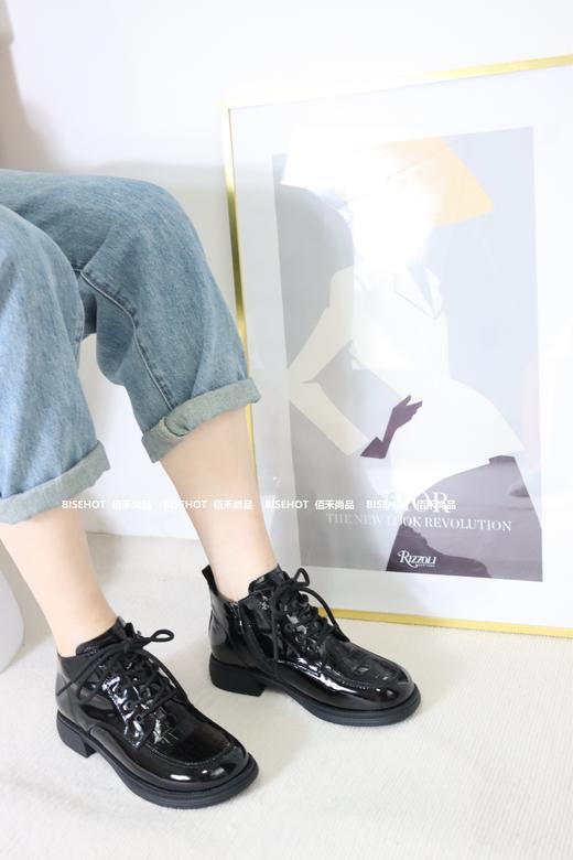 新品女士加绒漆皮平跟矮靴963B35568（W） 商品图2